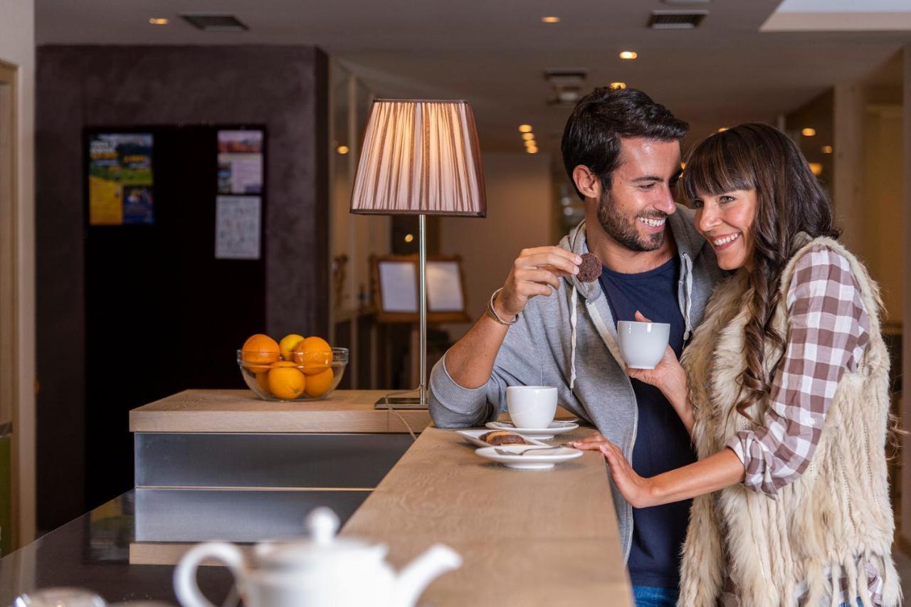 Design & Suite Hotel Ciarnadoi Vigo di Fassa Buitenkant foto