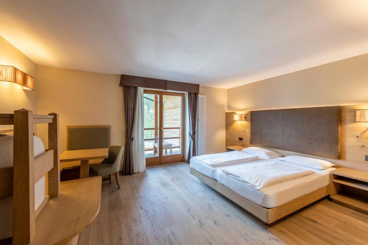 Design & Suite Hotel Ciarnadoi Vigo di Fassa Buitenkant foto