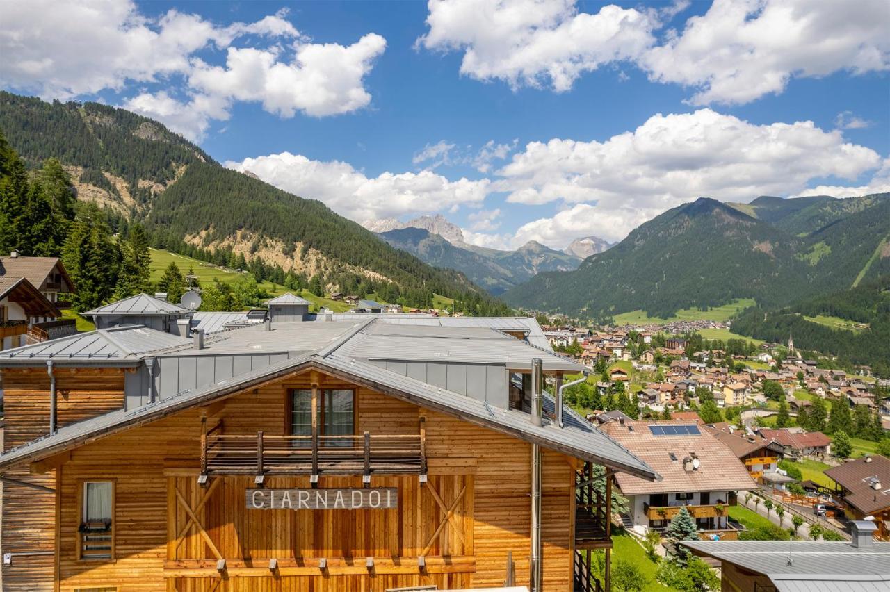 Design & Suite Hotel Ciarnadoi Vigo di Fassa Buitenkant foto