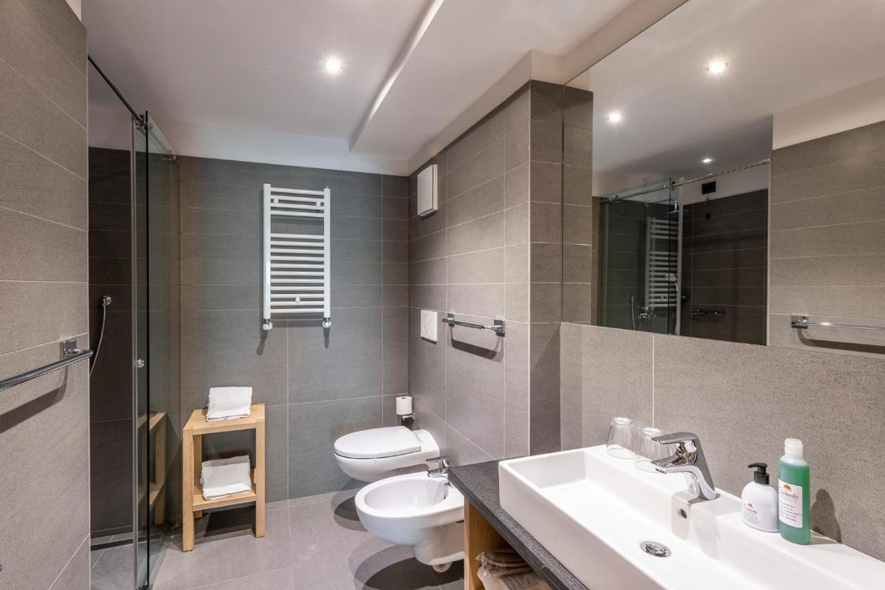 Design & Suite Hotel Ciarnadoi Vigo di Fassa Buitenkant foto